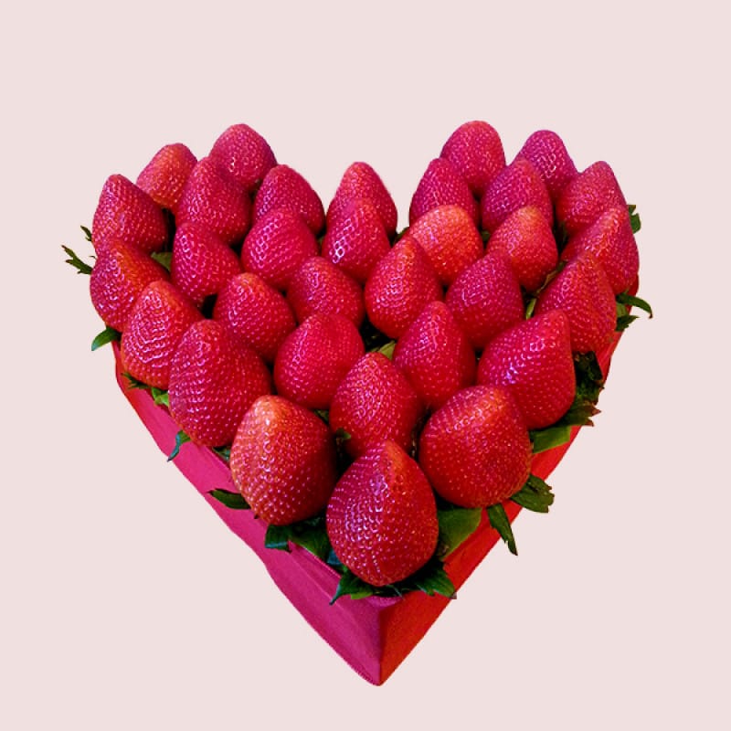 Fruity Gift: Love Strawberry Heart | Fruity Arrangements ...